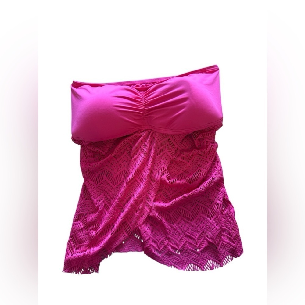 Vince Camuto Dragon Fruit Crochet Draped Tankini M